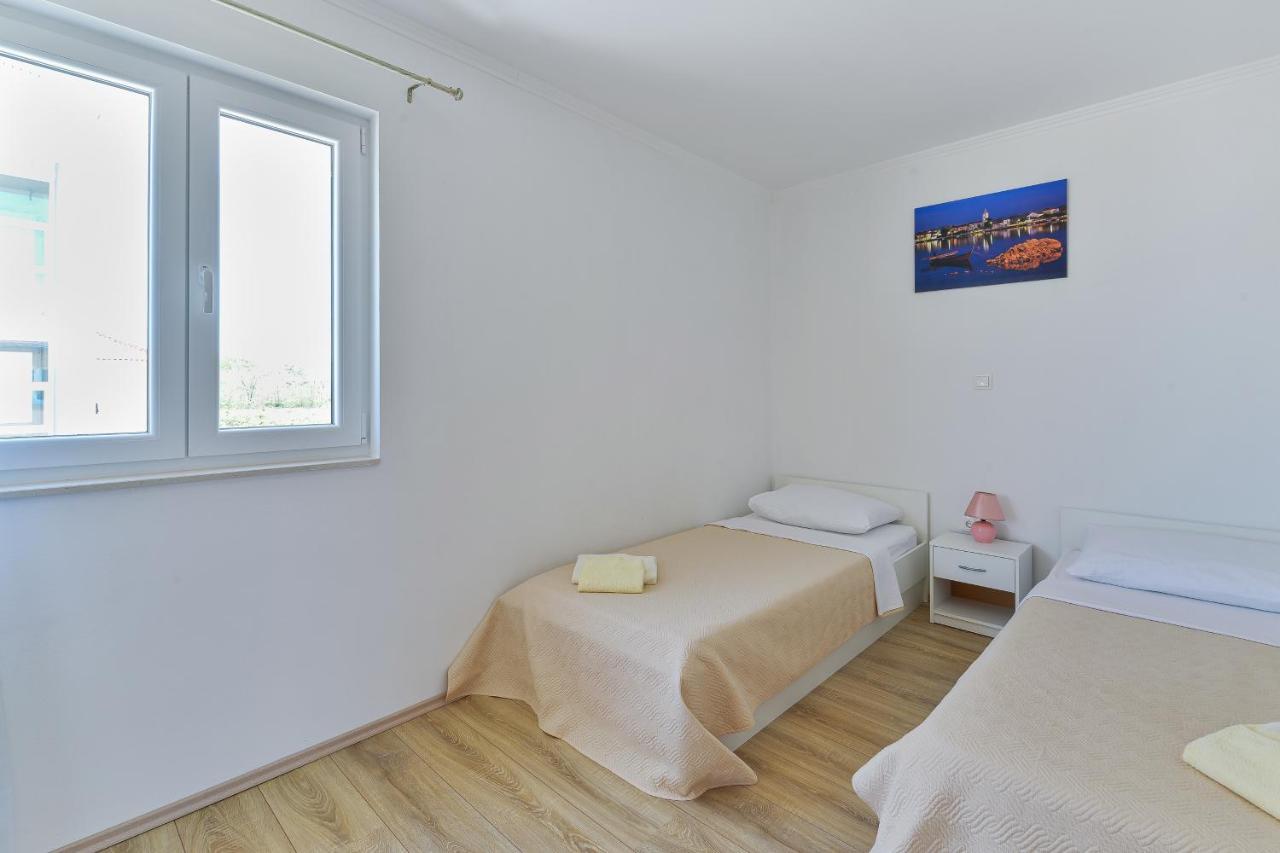 Apartments By The Sea Nin, Zadar - 13172 Exterior photo